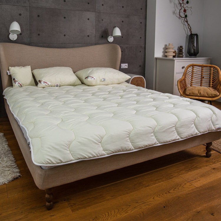 koldra-antyalergiczna--150x200-ecru-kolekcja-micro.jp