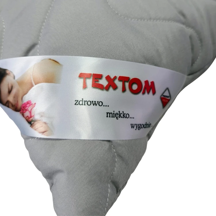 textom-poduszka-róg-40x40.jpg